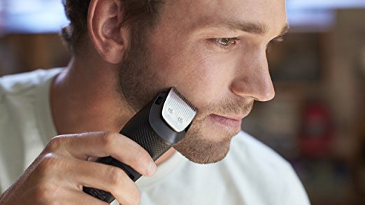 Philips Norelco Beard & Stubble Trimmer Series 3000 BT3230/41